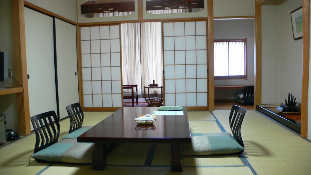 Oyado Sansui Hotel Achi Exterior photo